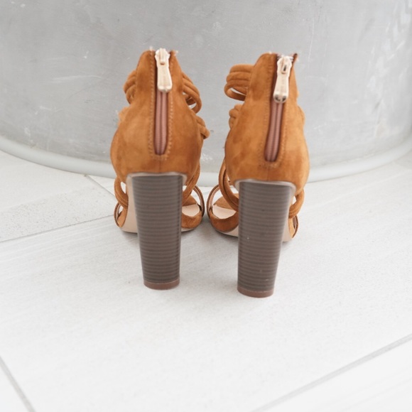 Camel Cross Strap Chunky Heel - Picture 4 of 6